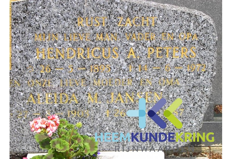 Grafstenen kerkhof Herwen Coll. HKR H.A. Peters en A.M. Jansen (246)